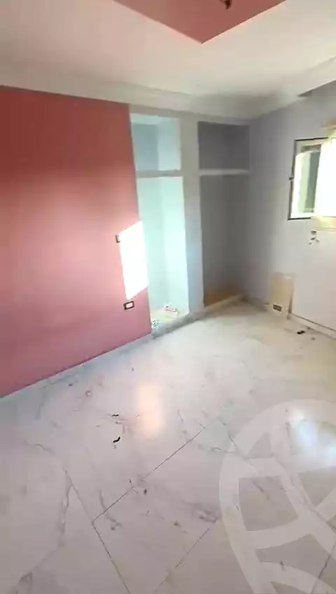 https://aqarmap.com.eg/ar/listing/7261489-for-sale-alexandria-al-agamy-lbytsh-el-saleheen-mosque-st