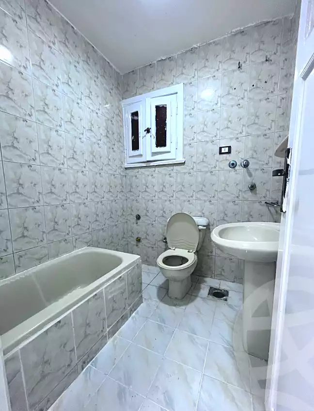 https://aqarmap.com.eg/ar/listing/7261951-for-sale-alexandria-al-agamy-shataa-el-nakheel