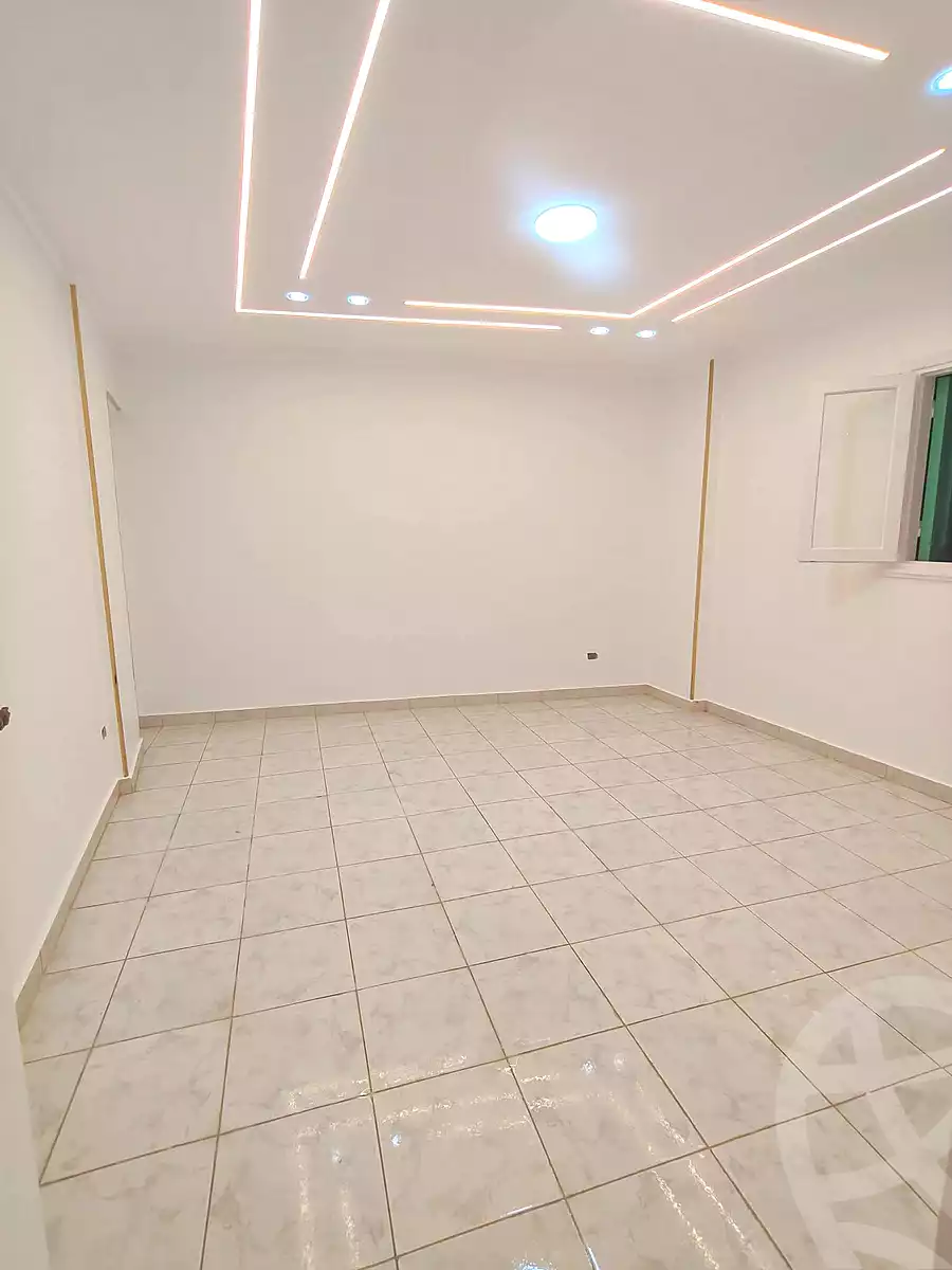 https://aqarmap.com.eg/ar/listing/7262022-for-sale-alexandria-sydy-bshr-sydy-bshr-bhry-shr-mhmd-njyb