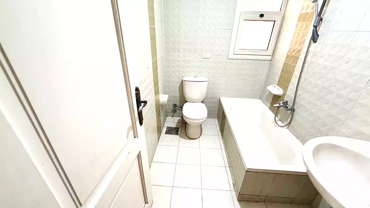 https://aqarmap.com.eg/ar/listing/7262289-for-rent-alexandria-smouha