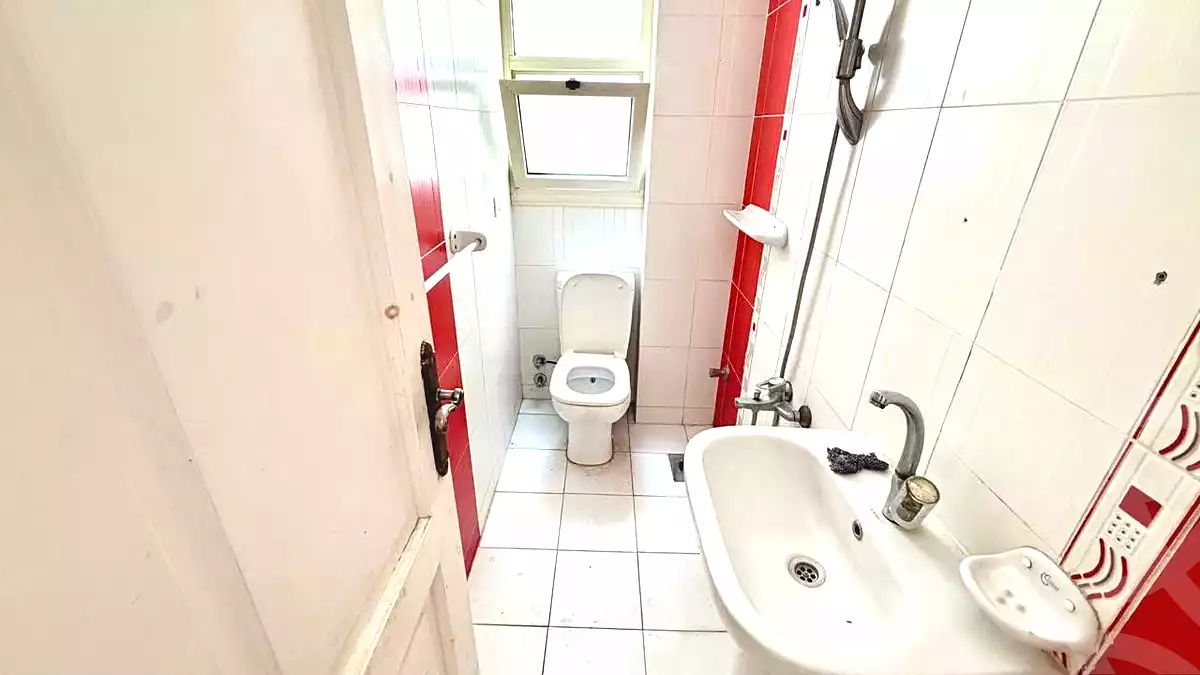 https://aqarmap.com.eg/ar/listing/7262289-for-rent-alexandria-smouha