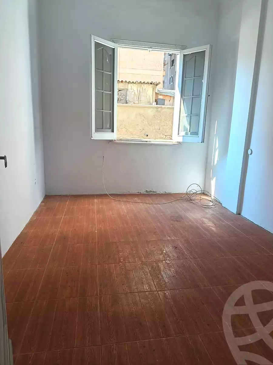 https://aqarmap.com.eg/en/listing/7262324-for-sale-alexandria-camp-cesar