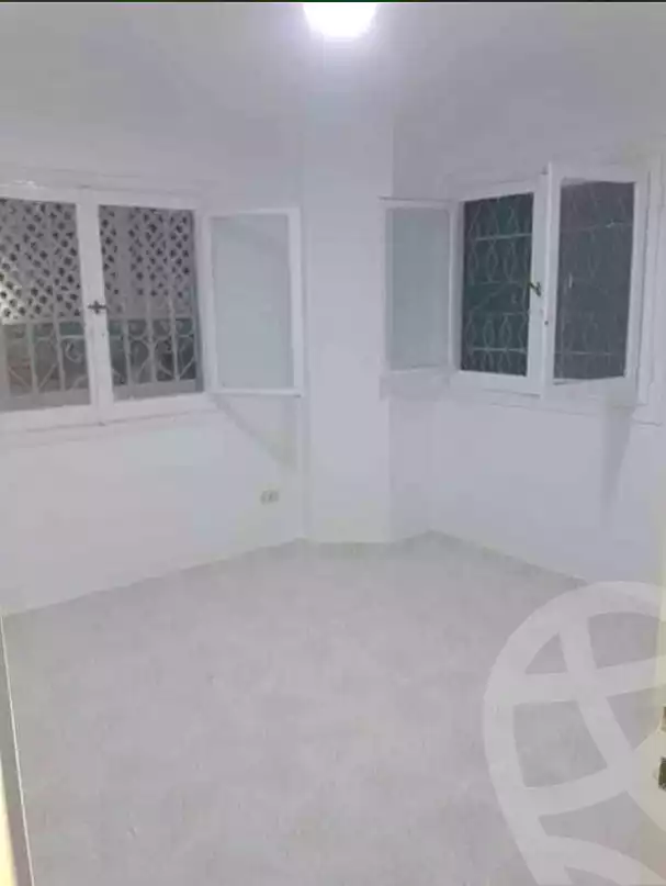 https://aqarmap.com.eg/en/listing/7262357-for-sale-alexandria-al-agamy-shataa-el-nakheel