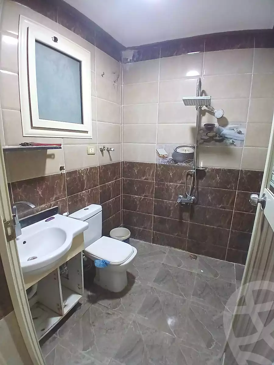 https://aqarmap.com.eg/en/listing/7262486-for-sale-alexandria-bw-qyr-street-25