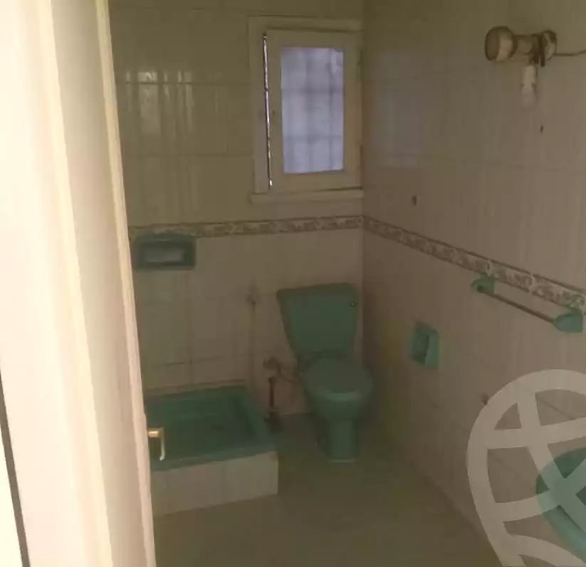 https://aqarmap.com.eg/ar/listing/7262550-for-sale-alexandria-shds