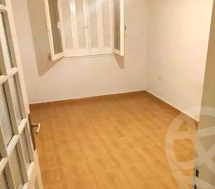 https://aqarmap.com.eg/en/listing/7262657-for-sale-alexandria-moharram-bey-othman-galal-st