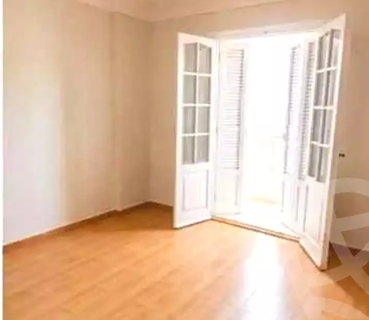 https://aqarmap.com.eg/en/listing/7262657-for-sale-alexandria-moharram-bey-othman-galal-st