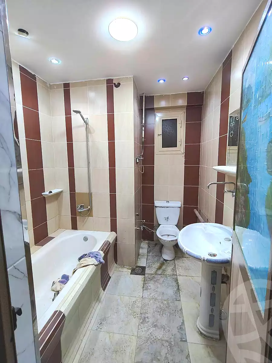 https://aqarmap.com.eg/ar/listing/7262842-for-sale-alexandria-lsywf-el-falki