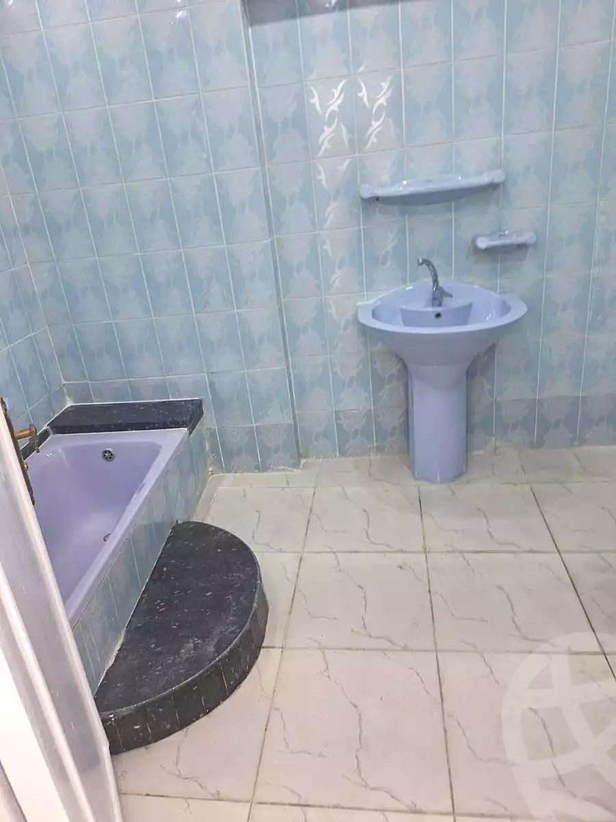 https://aqarmap.com.eg/ar/listing/7263380-for-sale-alexandria-el-mandara-shr-jml-bd-lnsr