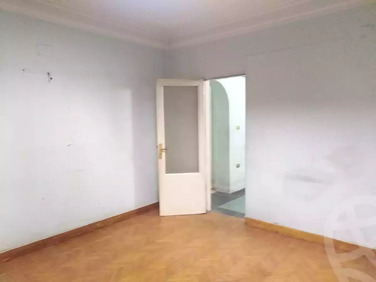 https://aqarmap.com.eg/en/listing/7263733-for-rent-cairo-downtown-bab-el-loaa-el-tahrir-st