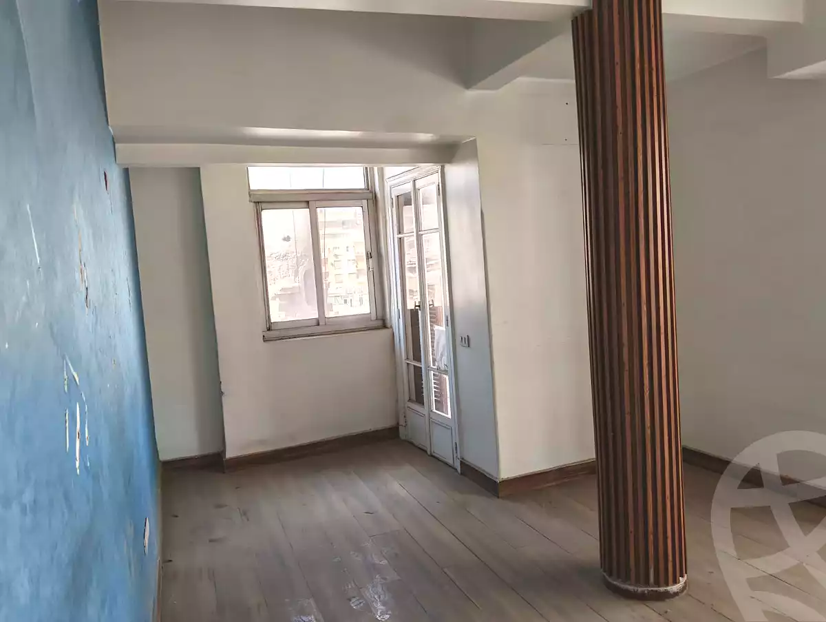 https://aqarmap.com.eg/ar/listing/7263785-for-rent-cairo-downtown-abdeen-mohammed-farid-st