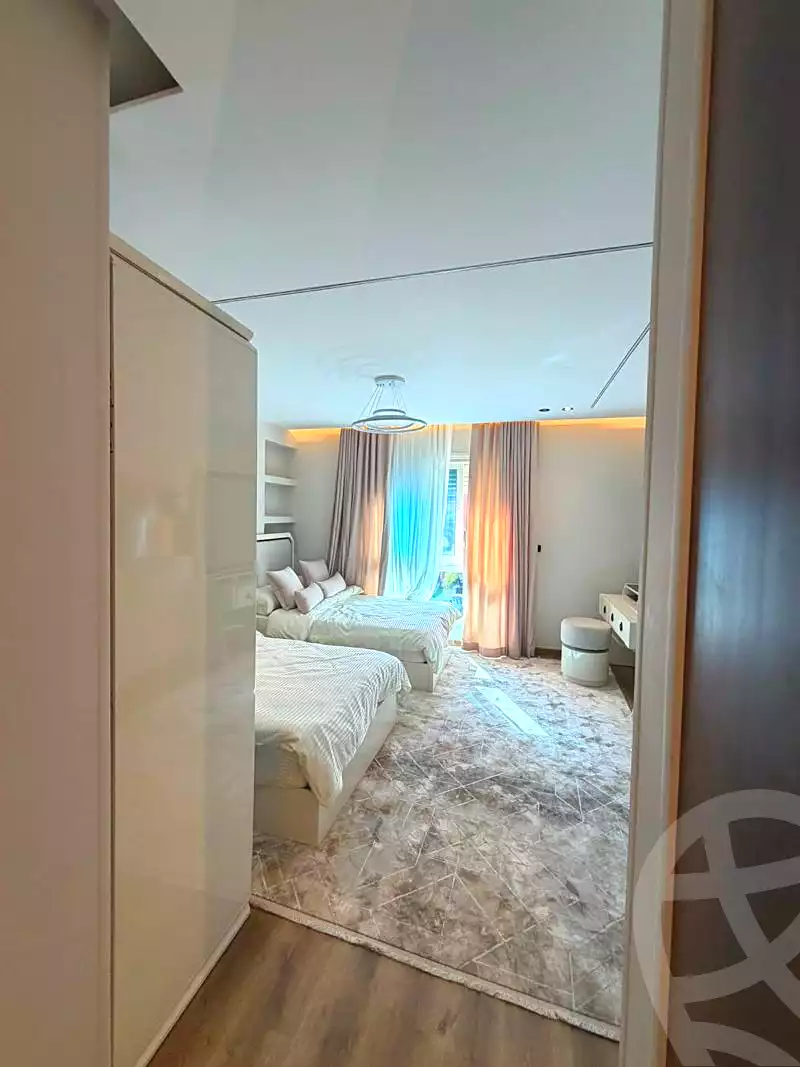 https://aqarmap.com.eg/ar/listing/7263802-for-sale-cairo-new-cairo-compounds-amorada-park-view-compound-afaaq