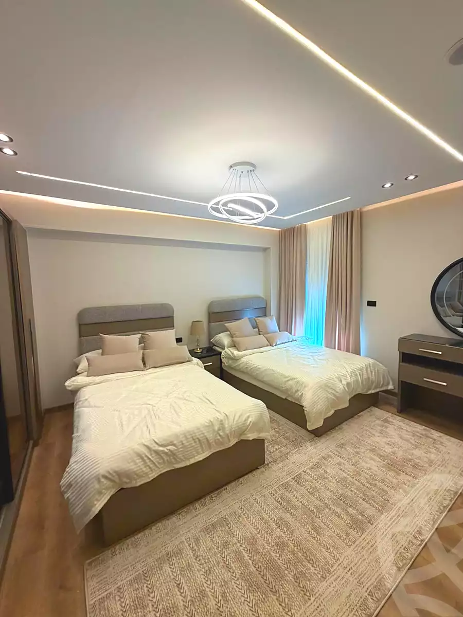 https://aqarmap.com.eg/ar/listing/7263802-for-sale-cairo-new-cairo-compounds-amorada-park-view-compound-afaaq