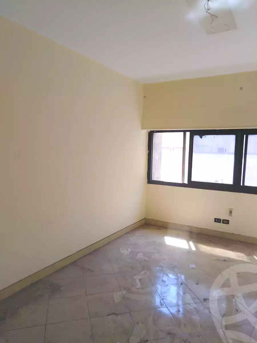 https://aqarmap.com.eg/ar/listing/7263815-for-rent-cairo-downtown-kasr-el-neel-kasr-al-nile-st