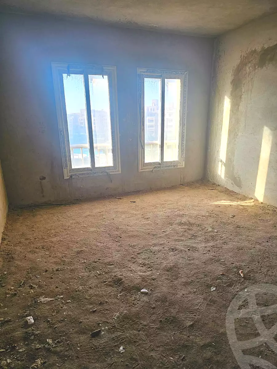 https://aqarmap.com.eg/ar/listing/7263888-for-sale-cairo-6th-of-october-compounds-garden-hills