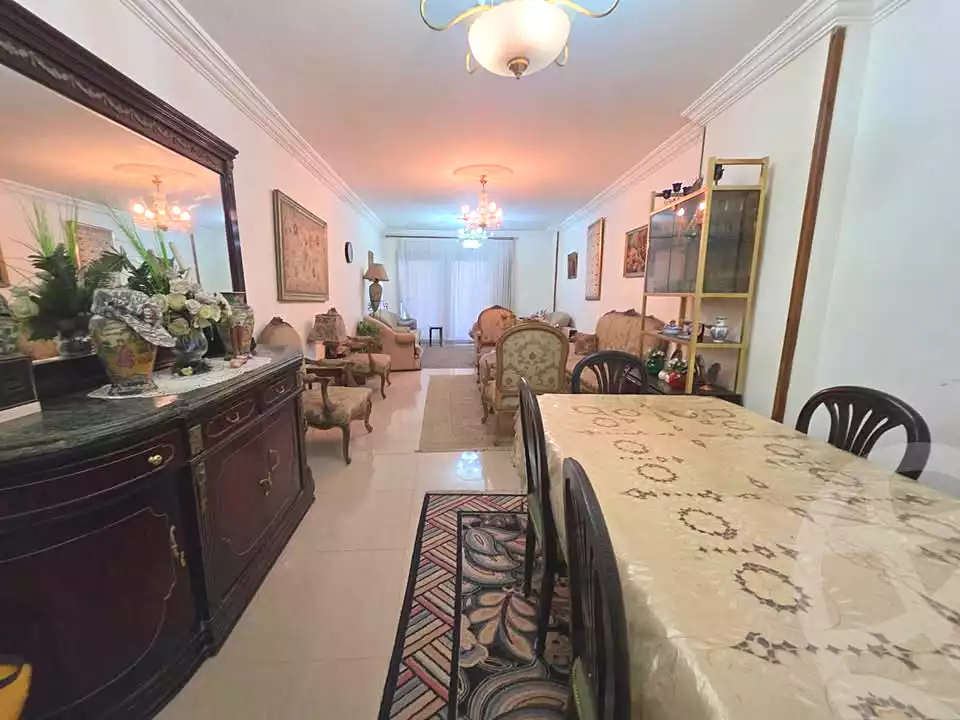 https://aqarmap.com.eg/en/listing/7264011-for-sale-alexandria-lauran-shr-srhnk