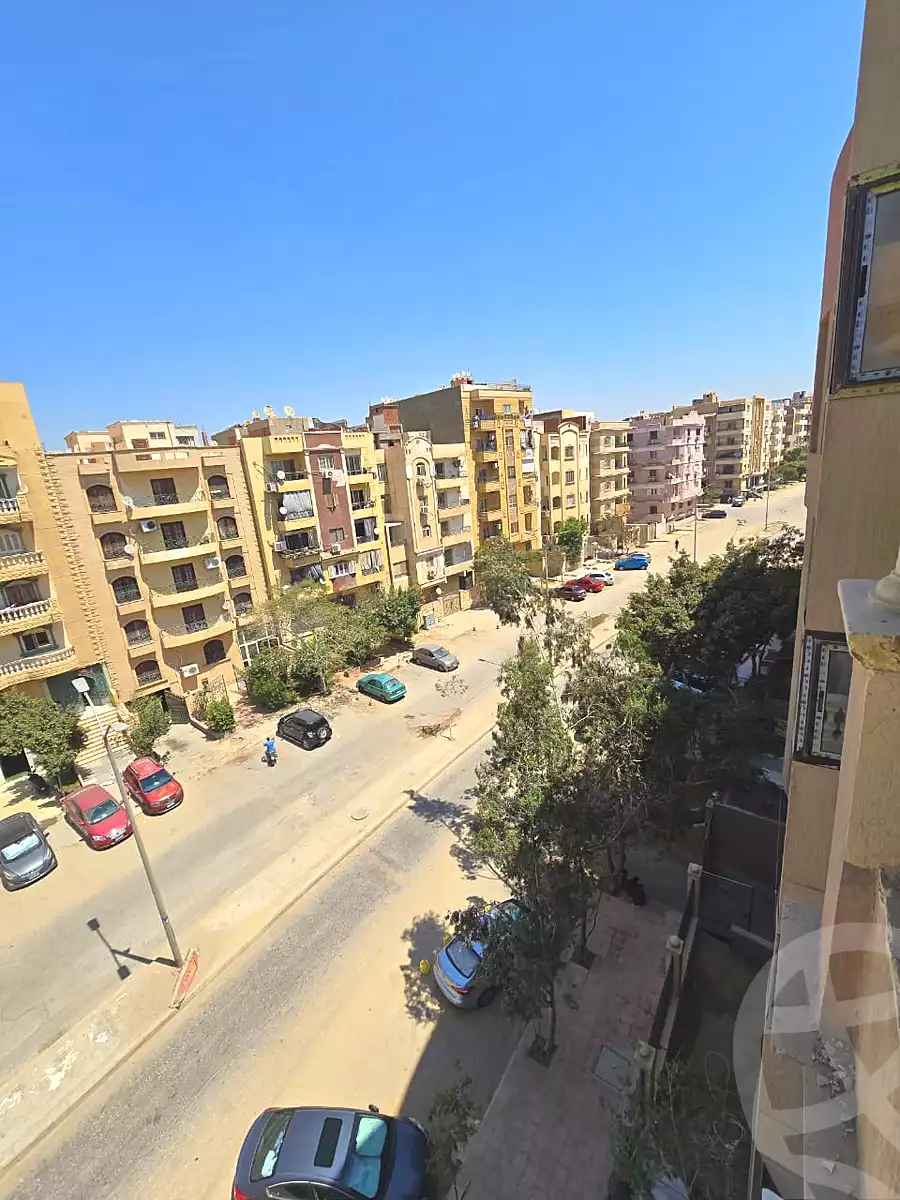 https://aqarmap.com.eg/en/listing/7264031-for-rent-cairo-6th-of-october-el-ahyaa-neighborhood-2nd-divided-from-al-kafrawei-st
