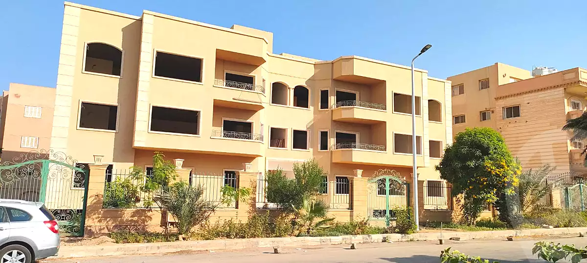 https://aqarmap.com.eg/ar/listing/7264299-for-sale-cairo-new-cairo-el-ahyaa-first-neighborhood-street-12