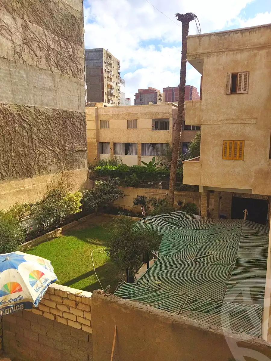 https://aqarmap.com.eg/ar/listing/7265145-for-sale-alexandria-al-agamy-lbytsh-el-farouk-st