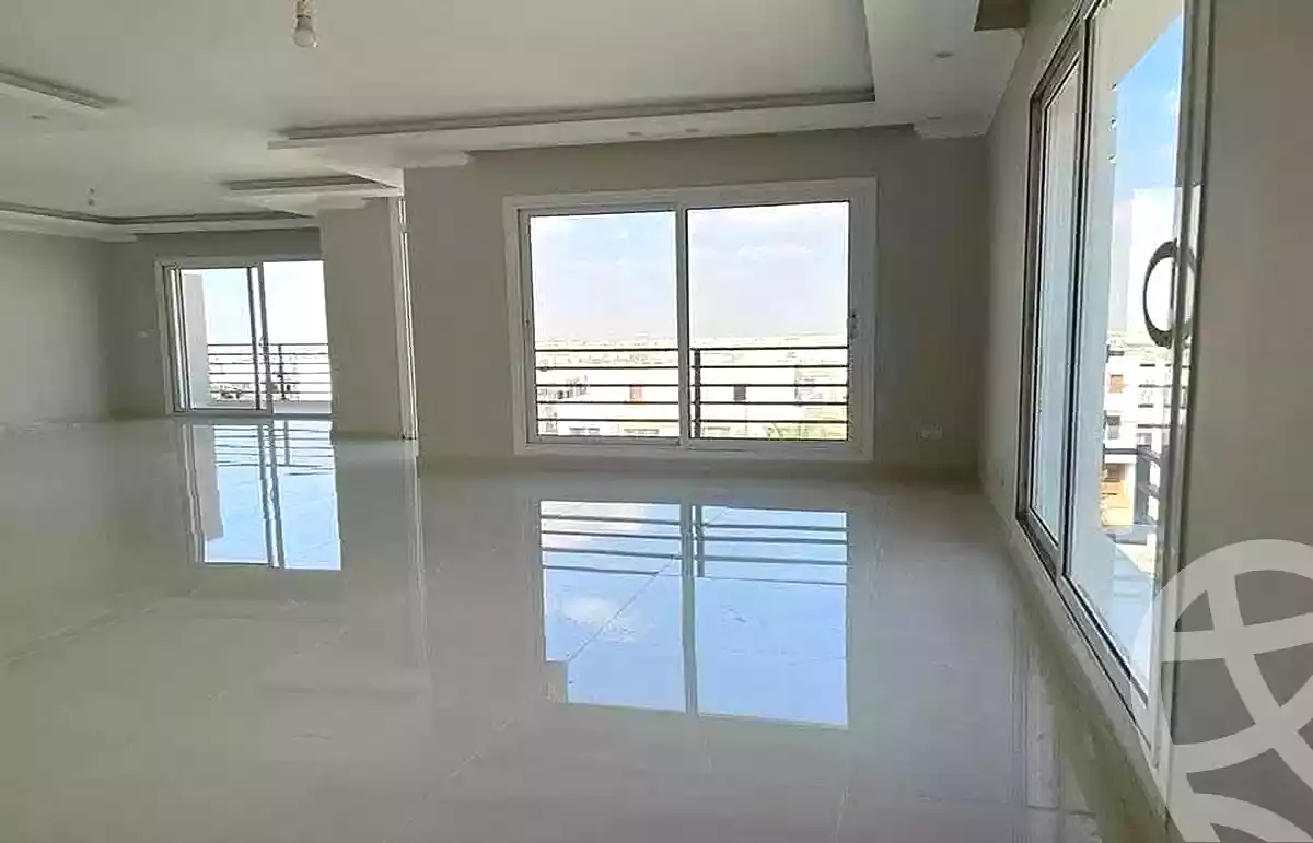 https://aqarmap.com.eg/ar/listing/7265236-for-sale-cairo-new-cairo-compounds-hyde-park-parkway-hyde-park-compound