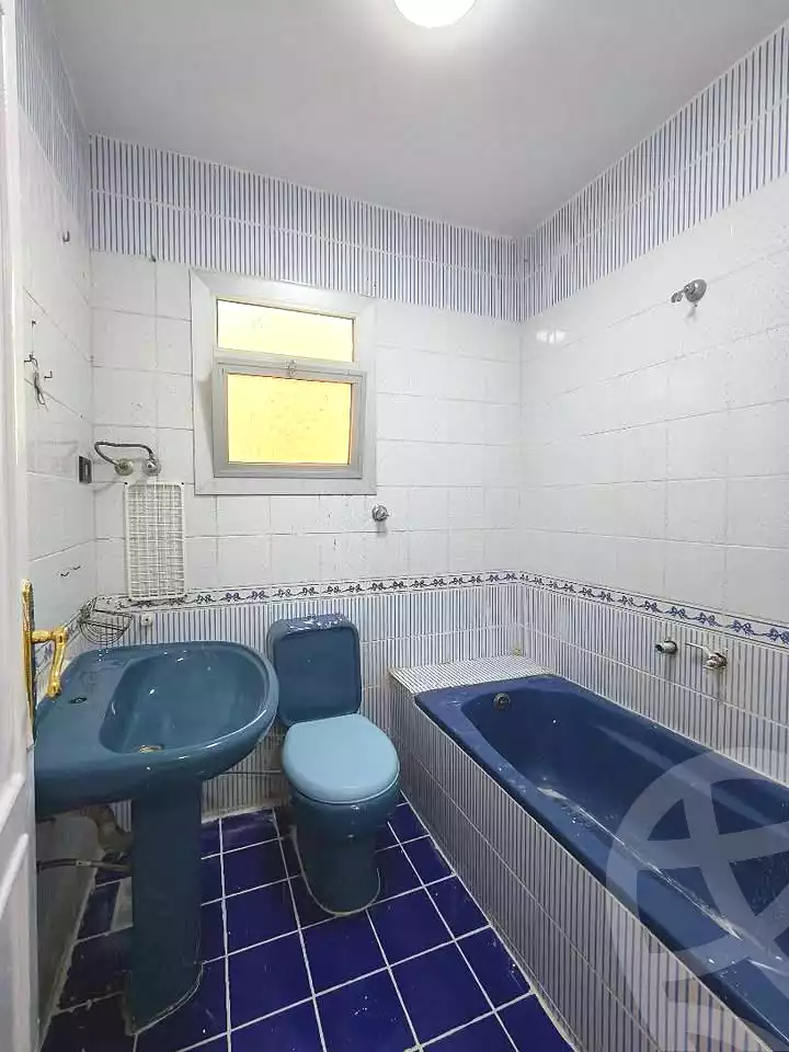 https://aqarmap.com.eg/ar/listing/7265380-for-sale-alexandria-al-agamy-shataa-el-nakheel