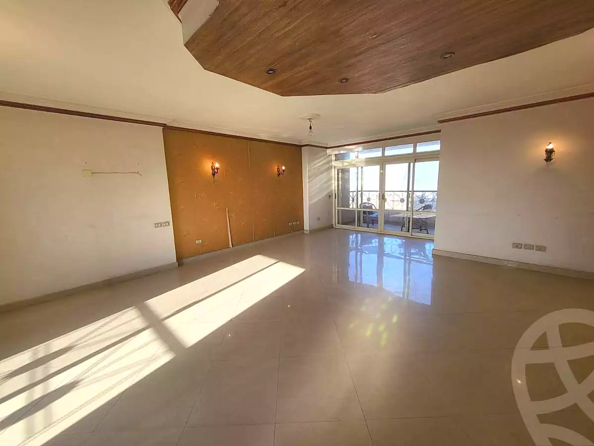 https://aqarmap.com.eg/ar/listing/7265391-for-rent-cairo-shoubra-corniche-el-nile-st