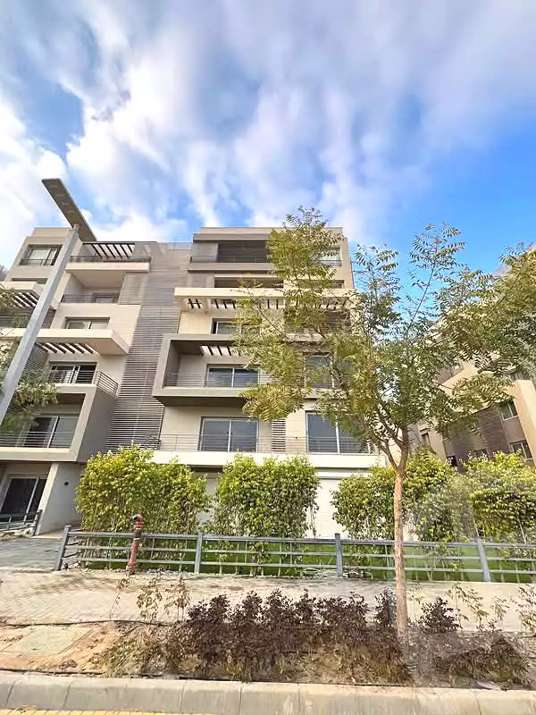 https://aqarmap.com.eg/ar/listing/7265507-for-sale-cairo-new-cairo-compounds-blm-hylz-nyw-kyrw