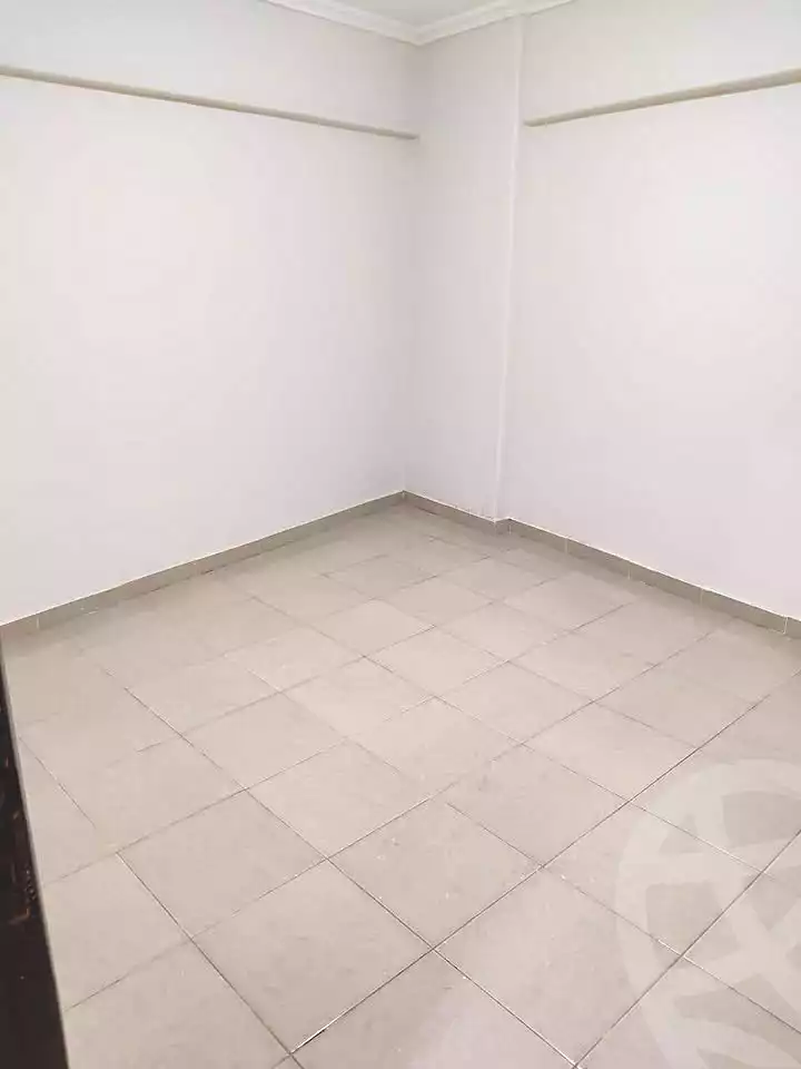 https://aqarmap.com.eg/ar/listing/7265558-for-sale-alexandria-sydy-bshr-sydy-bshr-bhry