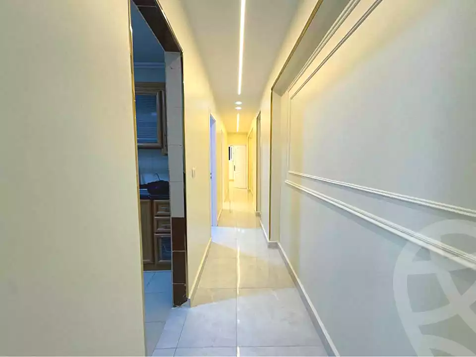 https://aqarmap.com.eg/ar/listing/7265562-for-sale-alexandria-miami-mahmoud-el-isawy-st