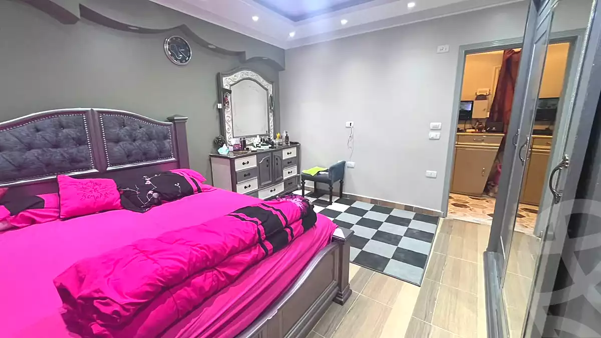 https://aqarmap.com.eg/en/listing/7265744-for-sale-cairo-el-sheikh-zayed-city-el-hay-el-khames-lhy-lkhms