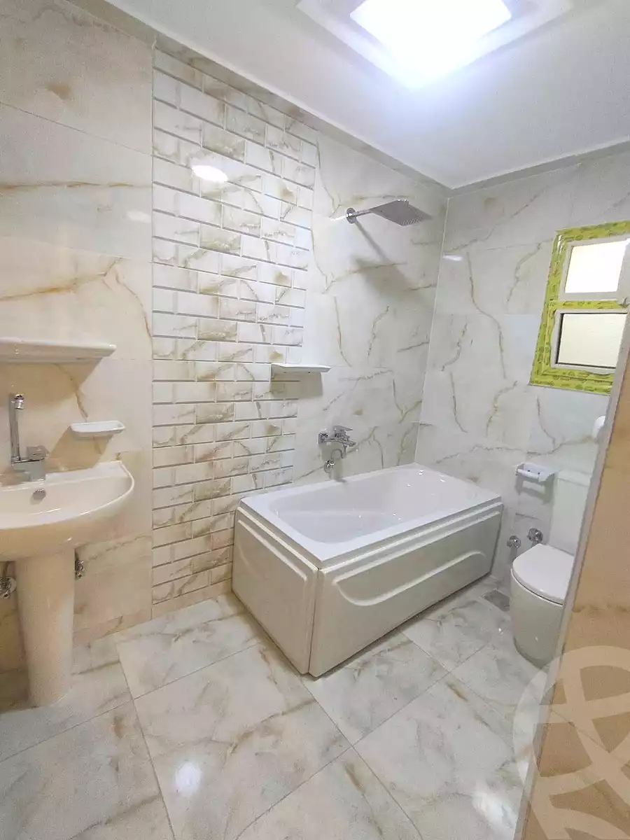 https://aqarmap.com.eg/ar/listing/7265791-for-rent-cairo-shoubra-el-khalafwai-sengar-st