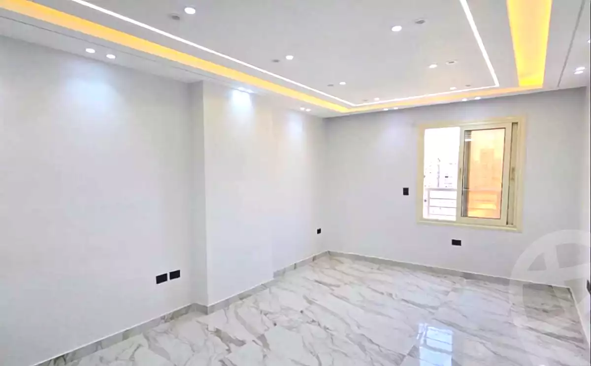 https://aqarmap.com.eg/ar/listing/7265987-for-rent-alexandria-moharram-bey