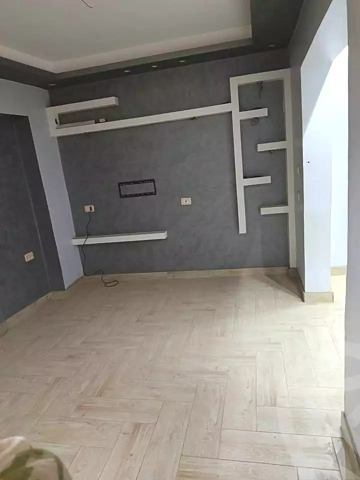 https://aqarmap.com.eg/ar/listing/7266116-for-sale-alexandria-mntq-fr-y-blskndry-el-awayed