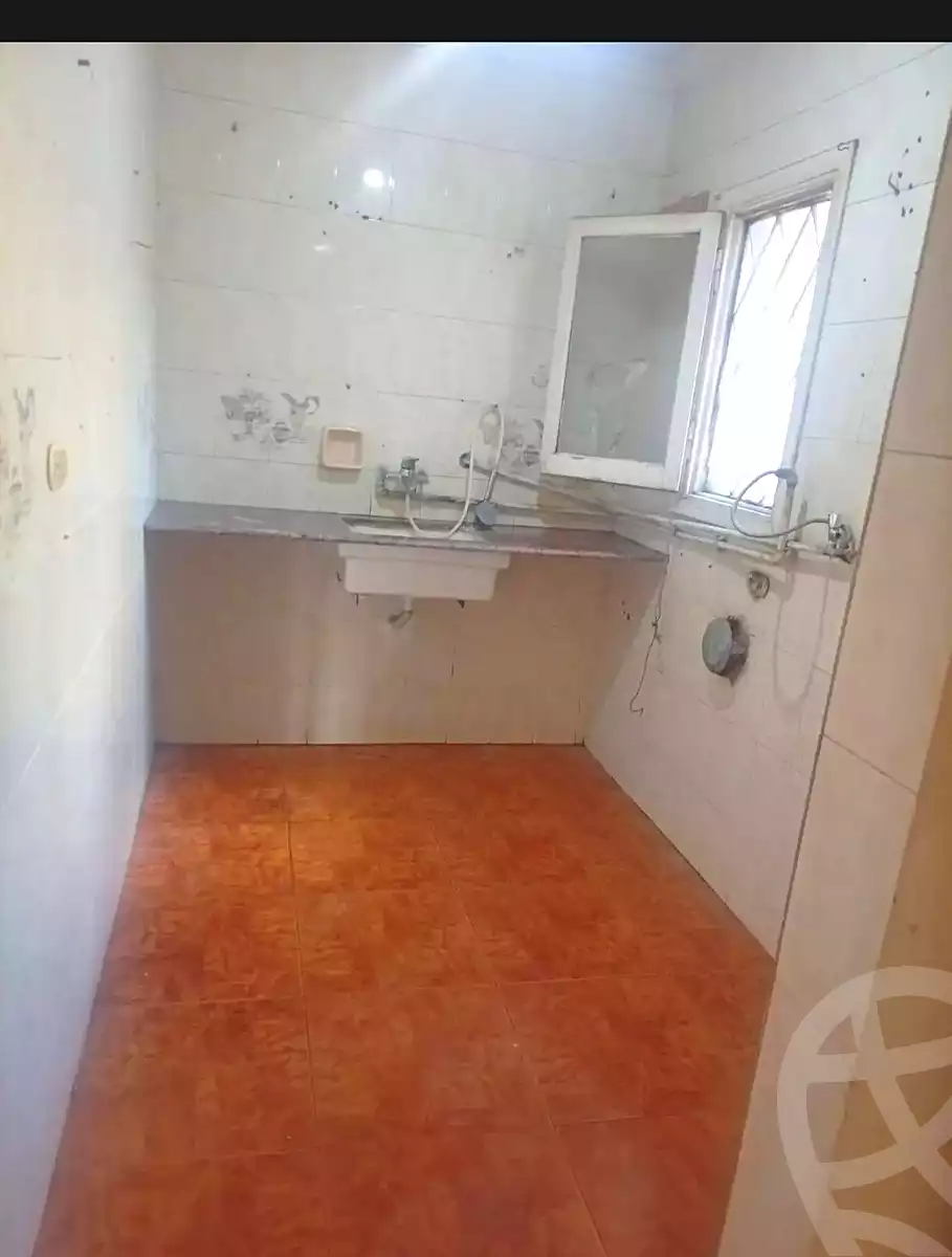 https://aqarmap.com.eg/en/listing/7266581-for-sale-alexandria-moharram-bey-tryq-qn-lswys