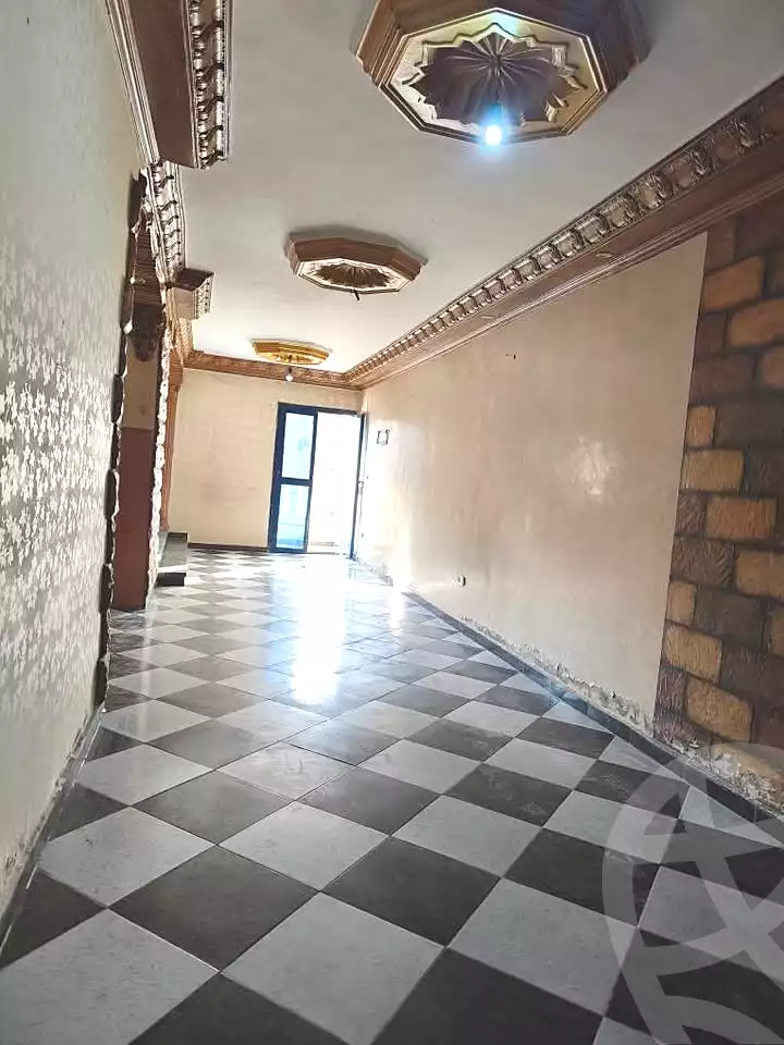 https://aqarmap.com.eg/ar/listing/7266849-for-sale-alexandria-lsywf-el-seyouf-bahri