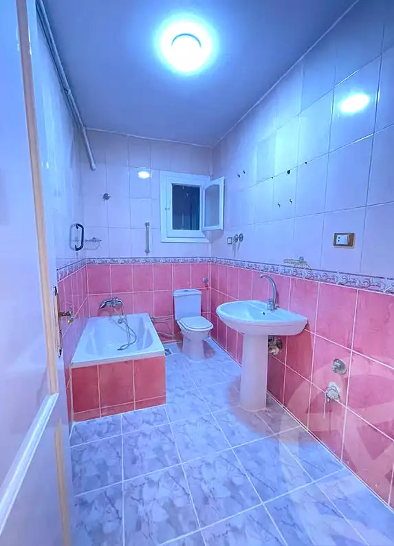 https://aqarmap.com.eg/ar/listing/7267089-for-sale-alexandria-al-agamy-shataa-el-nakheel