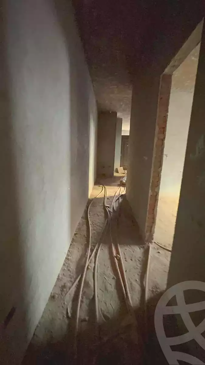 https://aqarmap.com.eg/ar/listing/7267377-for-sale-cairo-new-cairo-compounds-el-mostashareen-compound