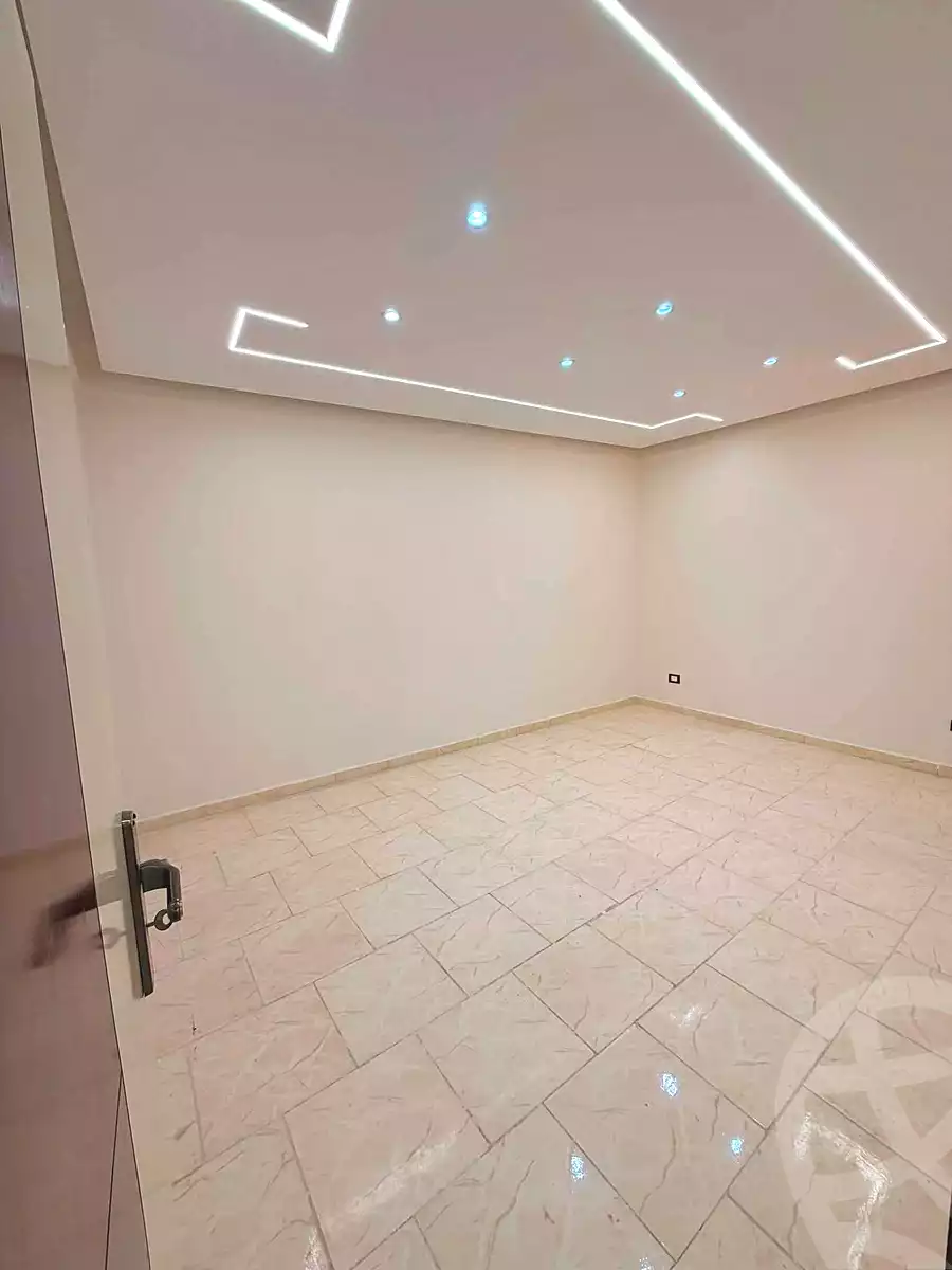 https://aqarmap.com.eg/ar/listing/7267819-for-sale-alexandria-lsywf-el-falki
