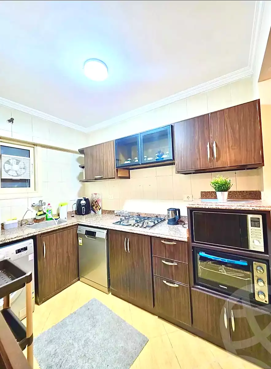 https://aqarmap.com.eg/en/listing/7267875-for-sale-alexandria-el-montazah-el-malek-st