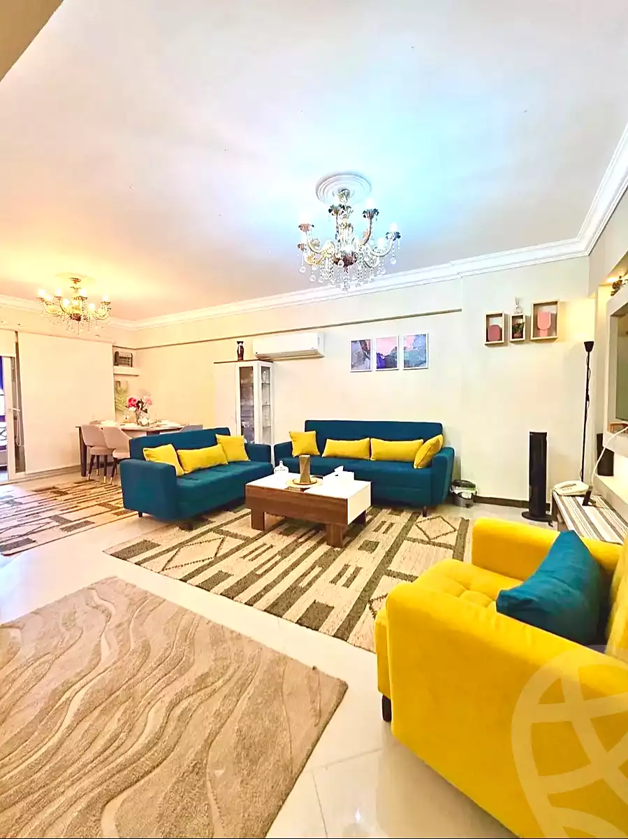 https://aqarmap.com.eg/en/listing/7267875-for-sale-alexandria-el-montazah-el-malek-st
