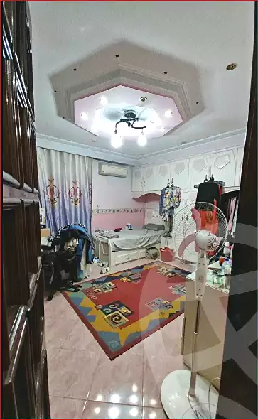 https://aqarmap.com.eg/ar/listing/7267939-for-sale-cairo-helwan-helwan-el-sharkeya-mostafa-safwat-st