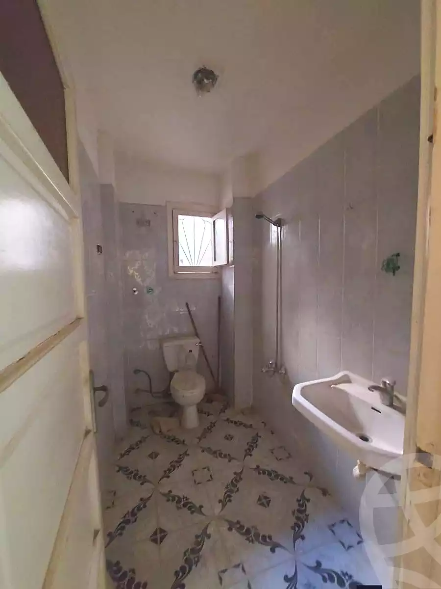 https://aqarmap.com.eg/en/listing/7268096-for-sale-alexandria-el-asafra-salman-el-farsi-st