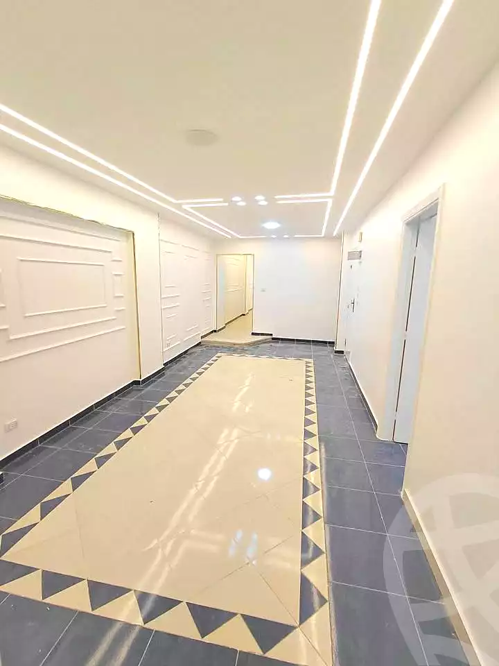 https://aqarmap.com.eg/ar/listing/7268151-for-sale-alexandria-sydy-bshr-sydy-bshr-bhry