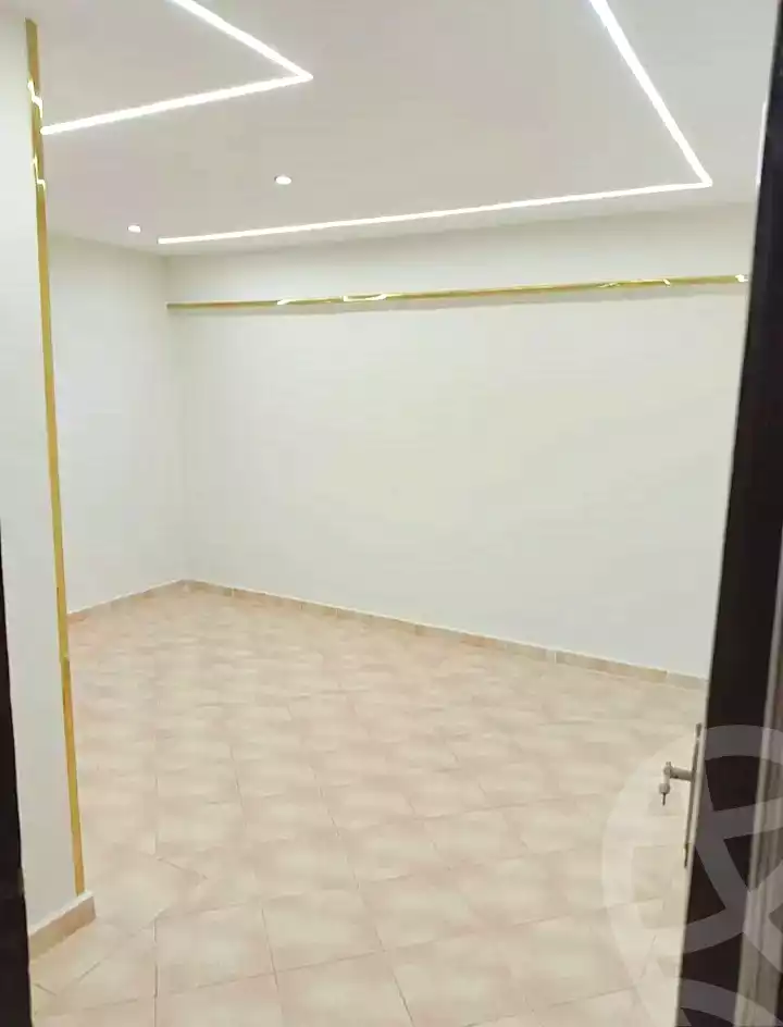 https://aqarmap.com.eg/ar/listing/7268195-for-sale-alexandria-al-agamy-el-hanouvel-radwan-st