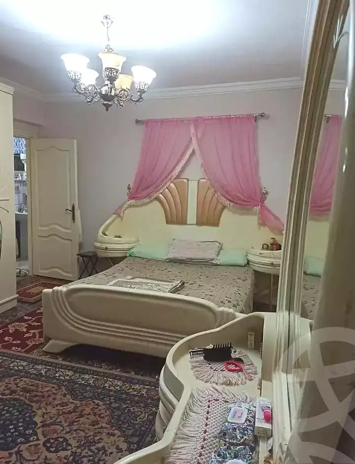 https://aqarmap.com.eg/en/listing/7268258-for-sale-alexandria-al-agamy-el-hanouvel-yathreb-st