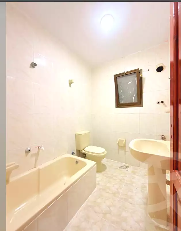 https://aqarmap.com.eg/ar/listing/7268350-for-sale-alexandria-al-agamy-shataa-el-nakheel