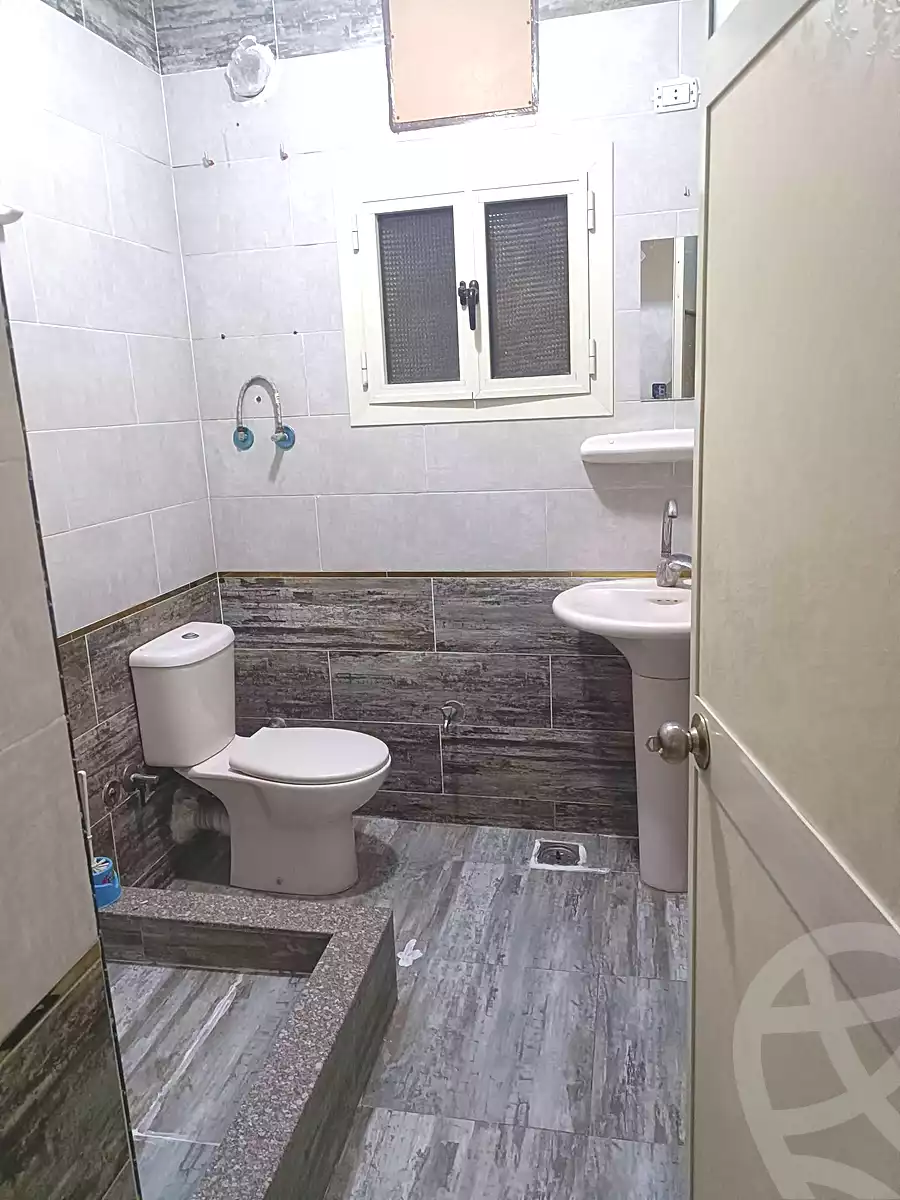 https://aqarmap.com.eg/en/listing/7268380-for-rent-cairo-ain-shams-jsr-lswys