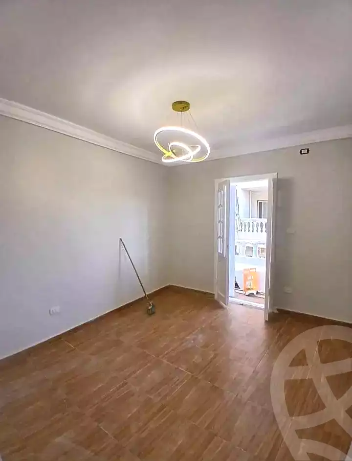 https://aqarmap.com.eg/ar/listing/7268698-for-sale-alexandria-al-agamy-lbytsh-el-zohour-st