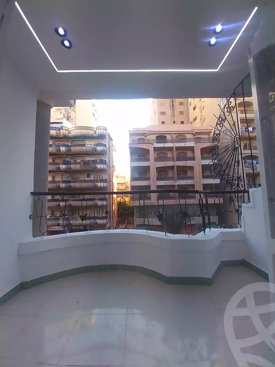 https://aqarmap.com.eg/en/listing/7268831-for-sale-alexandria-al-agamy-shataa-el-nakheel