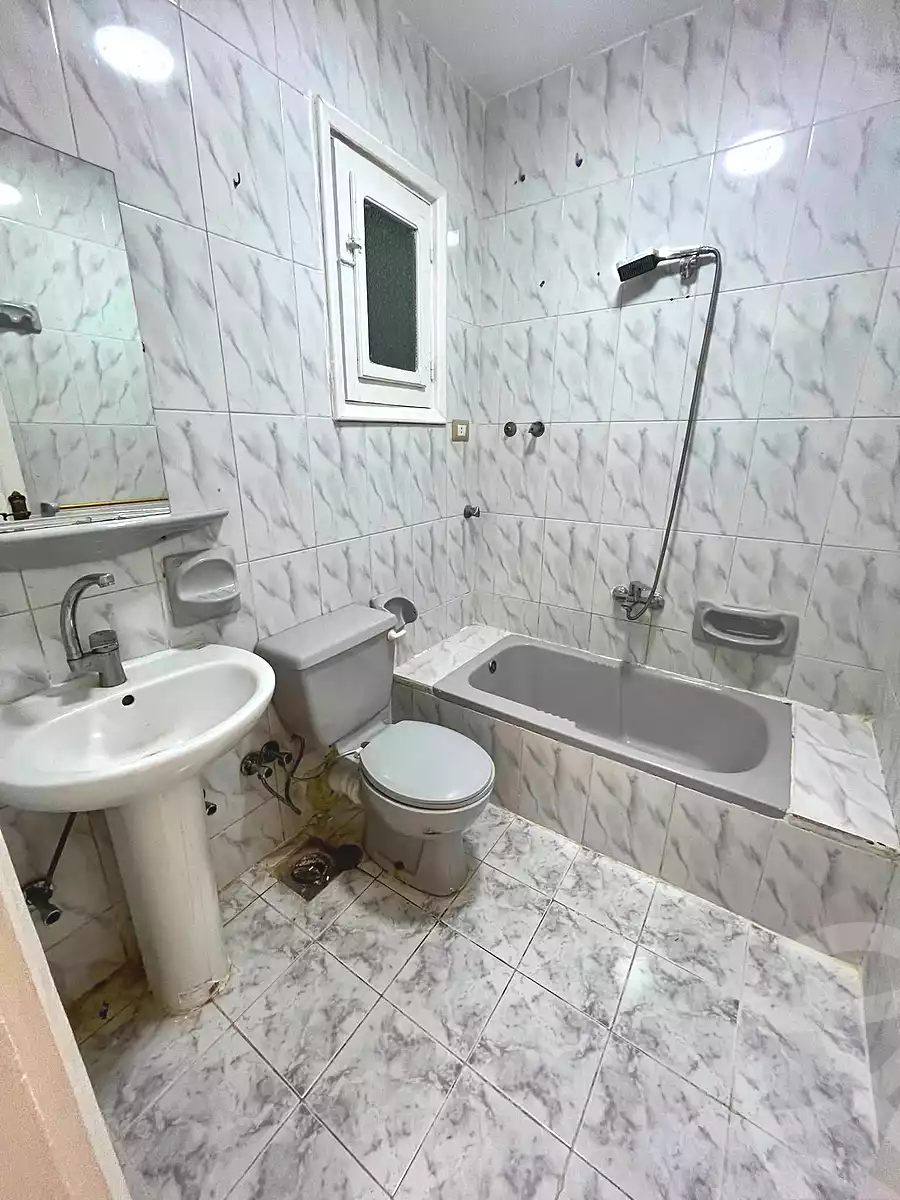https://aqarmap.com.eg/en/listing/7268861-for-sale-alexandria-al-agamy-shataa-el-nakheel